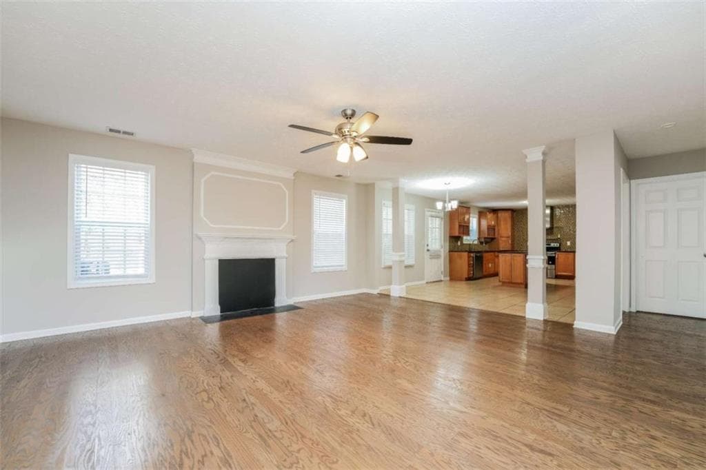 6 bedroom, 3 bathroom, 3,460 sq ft single family residence under contract at 13068 Rangeley Hills Drive, Hampton, GA 30228 — photo 10