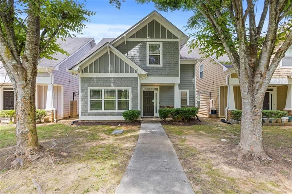 3 bedroom, 3 bathroom condominium sold at 126 Wellbrook Court, Conyers, GA 30012