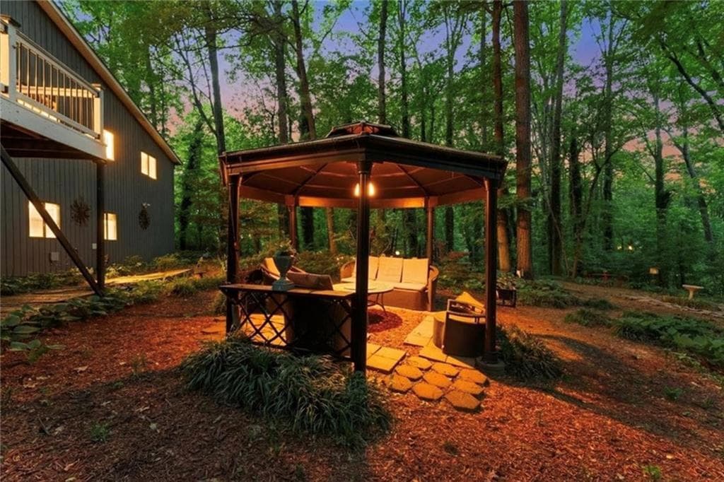4 bedroom, 2 bathroom, 1,496 sq ft single family residence for sale at 3045 Richmond Road, Woodstock, GA 30189 — photo 6