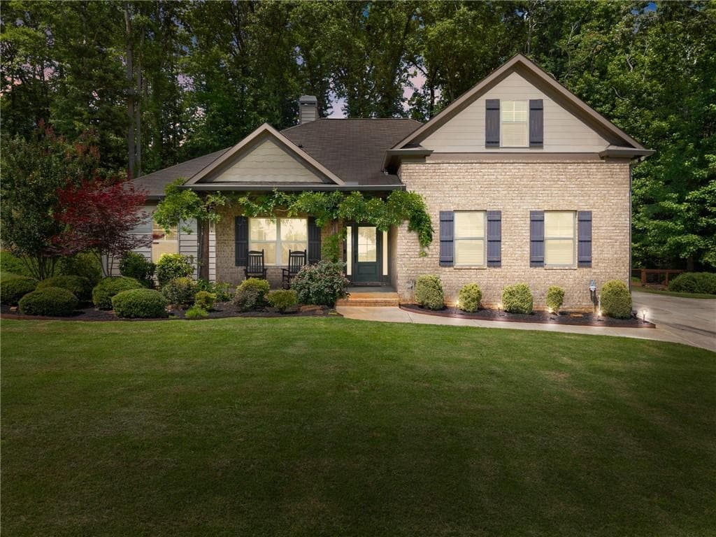 3 bedroom, 2 bathroom, 2,528 sq ft single family residence under contract at 67 Blue Sky Drive, Dawsonville, GA 30534 — photo 2