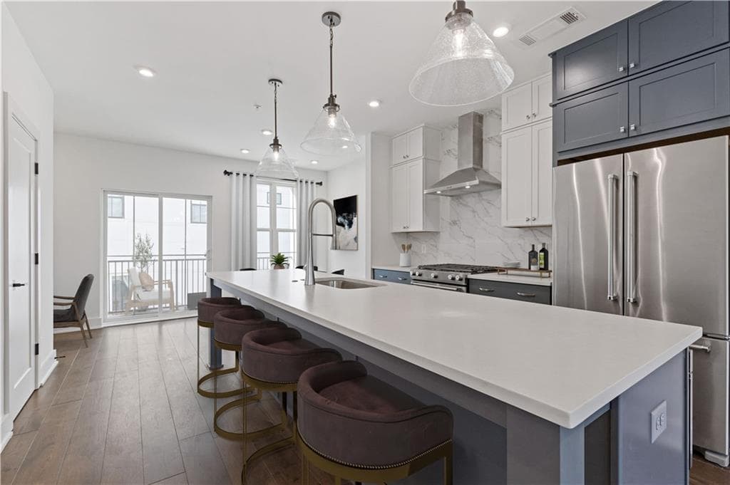 2 bedroom, 3 bathroom, 1,149 sq ft condominium for sale at 201 NEW Street 3205, Decatur, GA 30030 — photo 4