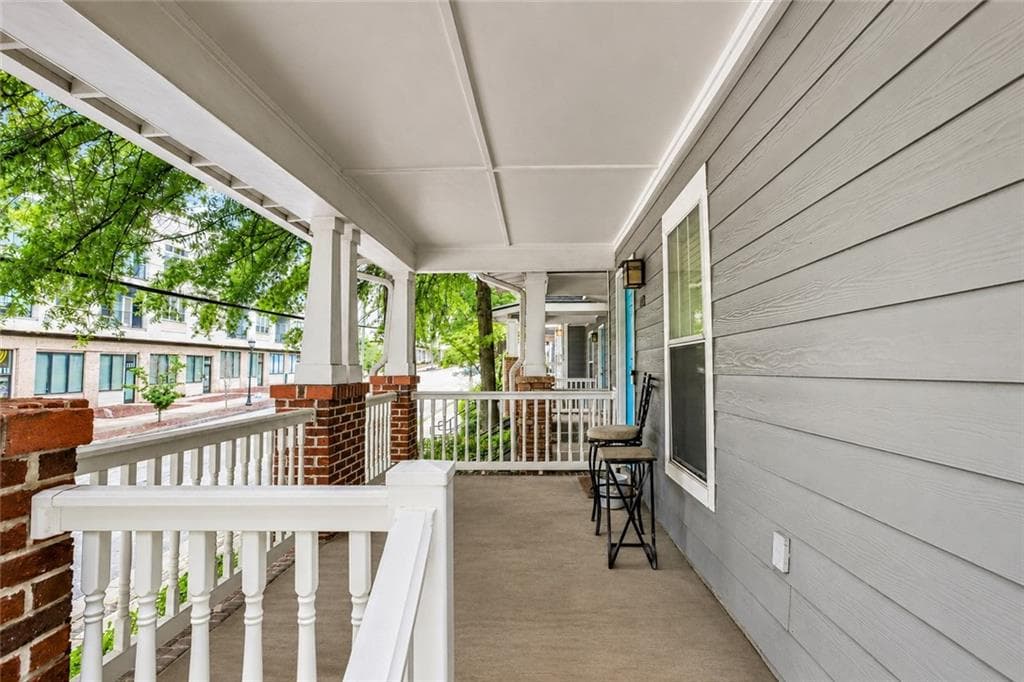 2 bedroom, 3 bathroom, 1,606 sq ft townhouse for sale at 1112 Park Row S, Atlanta, GA 30312 — photo 3