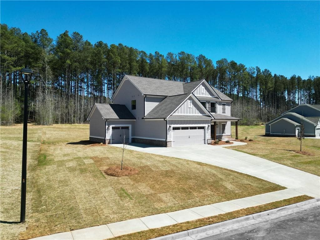 4 bedroom, 3 bathroom, 2,660 sq ft single family residence for sale at 196 Weslyn Drive, Social Circle, GA 30025 — photo 2