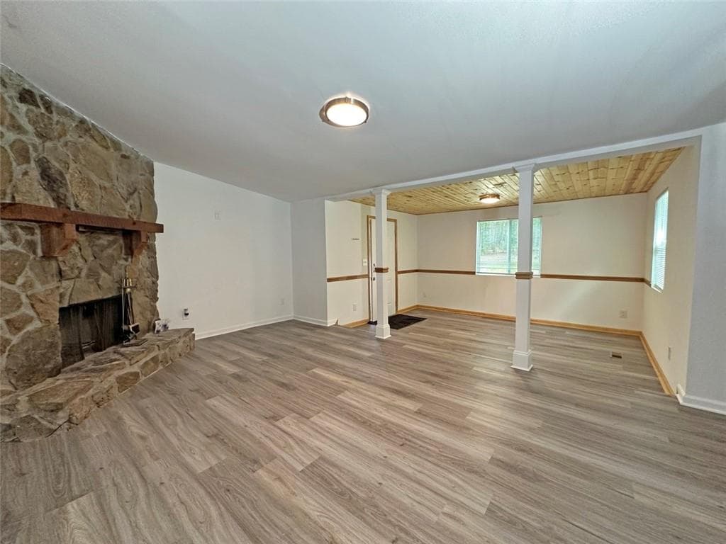 3 bedroom, 2 bathroom, 1,169 sq ft single family residence for sale at 283 Brown Bridge Road, Auburn, GA 30011 — photo 8