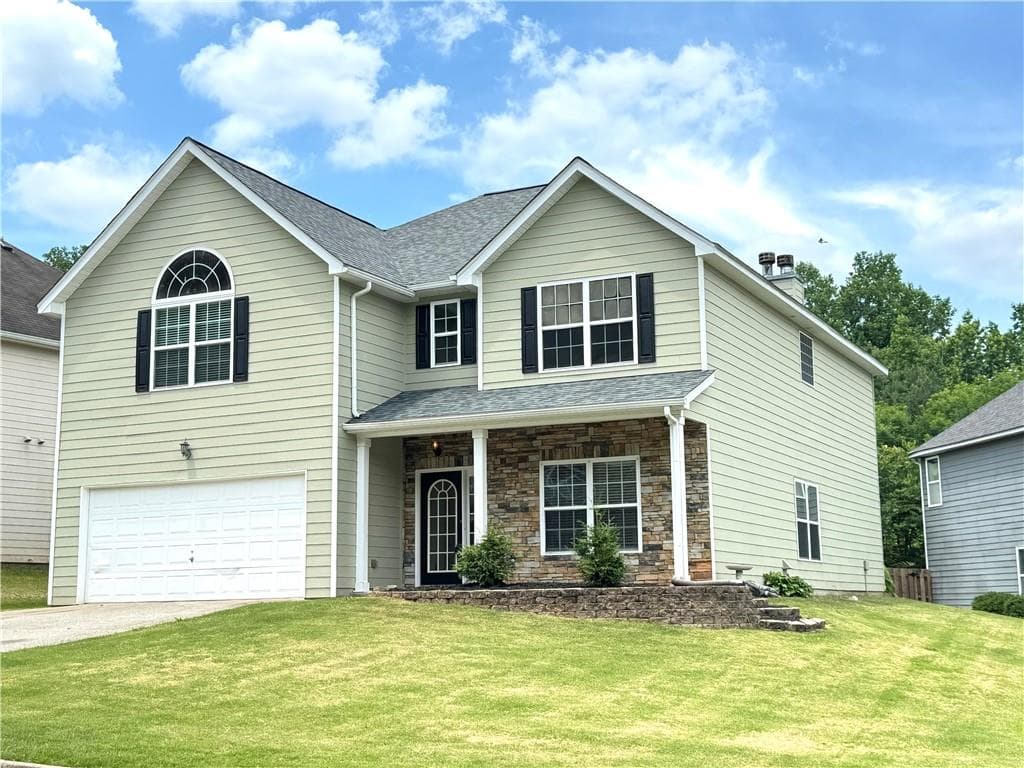 6 bedroom, 3 bathroom, 3,288 sq ft single family residence for rent at 4465 Ambassador Way, Cumming, GA 30040 for $2,500 a month — photo 2