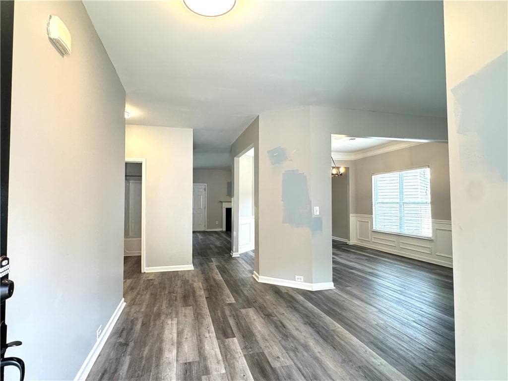 6 bedroom, 3 bathroom, 3,288 sq ft single family residence for rent at 4465 Ambassador Way, Cumming, GA 30040 for $2,500 a month — photo 4