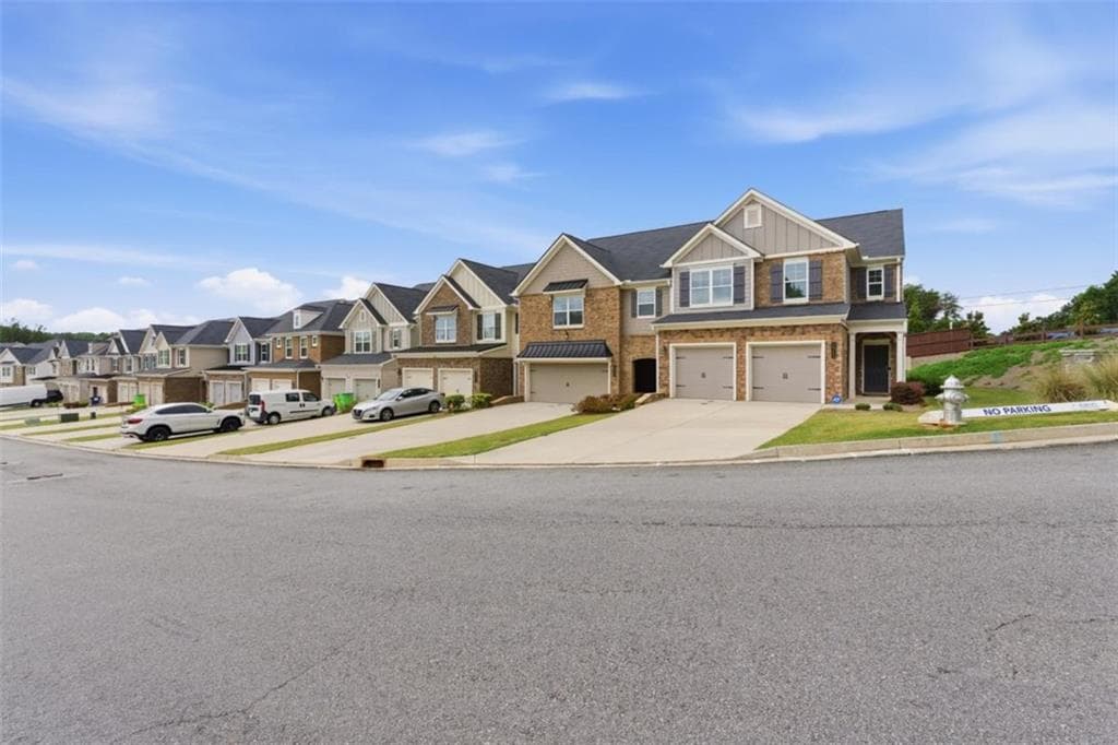 4 bedroom, 3 bathroom, 2,025 sq ft townhouse for sale at 1311 Park Center Circle, Austell, GA 30168 — photo 3