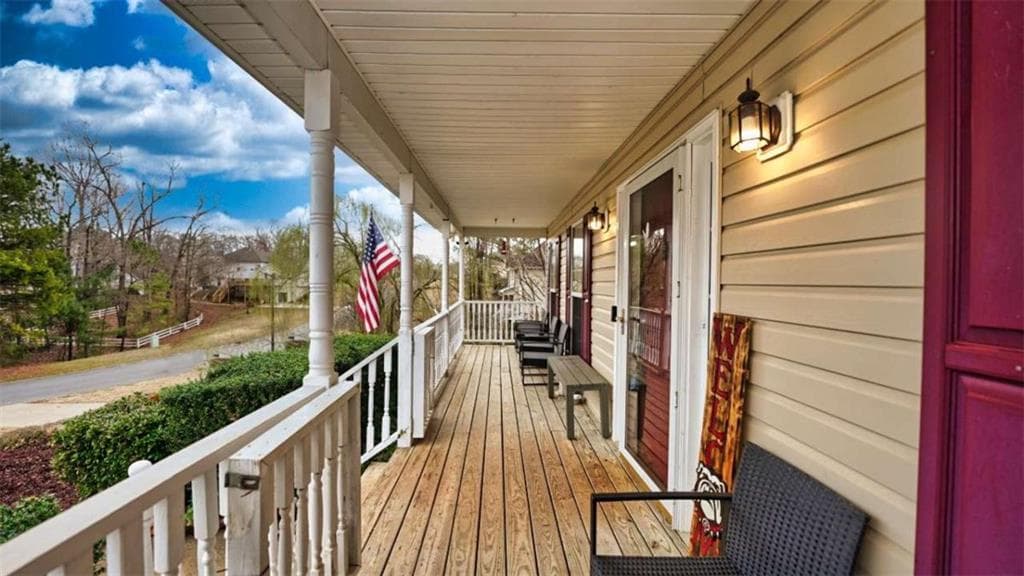 3 bedroom, 3 bathroom, 2,228 sq ft single family residence for sale at 1049 Fieldstone Drive, Canton, GA 30114 — photo 5