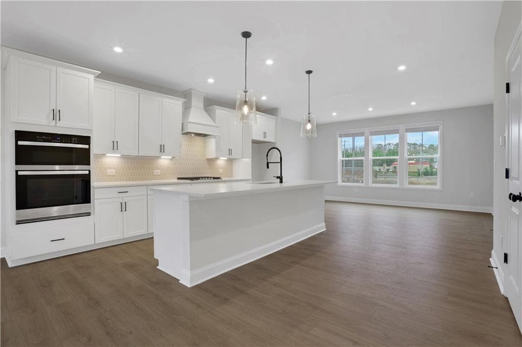 4 bedroom, 4 bathroom, 2,421 sq ft townhouse under contract at 324 Sunset Hollow Street, Sugar Hill, GA 30518 — photo 5