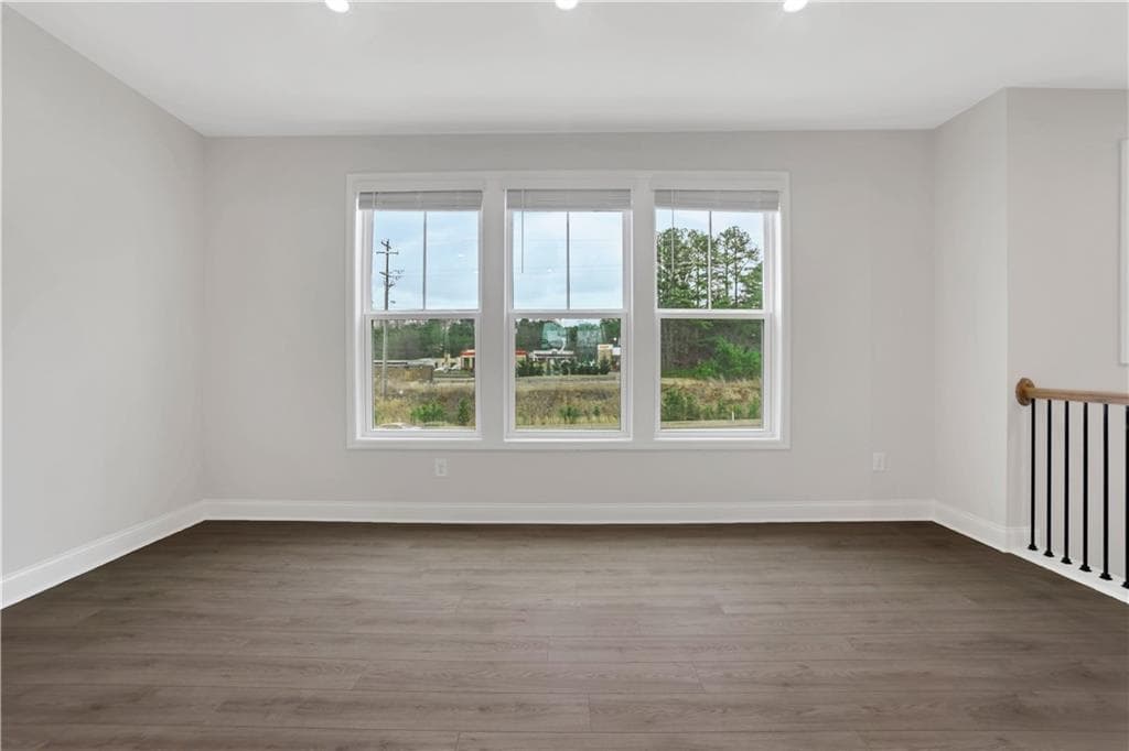 4 bedroom, 4 bathroom, 2,421 sq ft townhouse under contract at 324 Sunset Hollow Street, Sugar Hill, GA 30518 — photo 7
