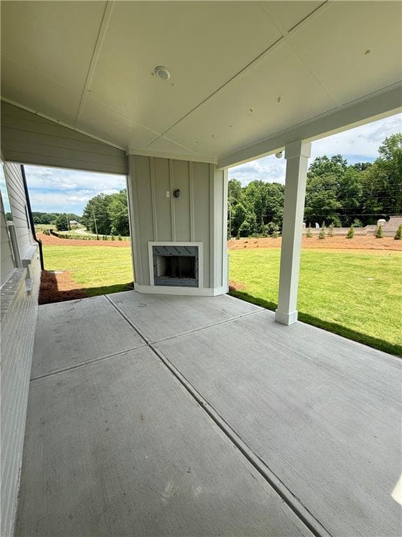 5 bedroom, 4 bathroom, 3,143 sq ft single family residence under contract at 21 Chickadee Court, Auburn, GA 30011 — photo 3