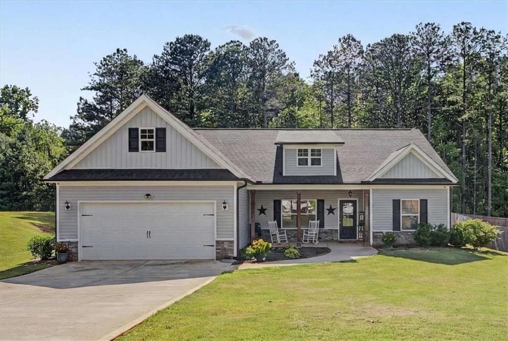 3 bedroom, 3 bathroom, 1,835 sq ft single family residence for sale at 119 Holly Farms Court, Rockmart, GA 30153 — photo 3