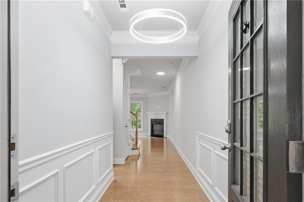 3 bedroom, 3 bathroom, 2,283 sq ft townhouse for sale at 3464 Flamingo Lane, Alpharetta, GA 30004 — photo 3