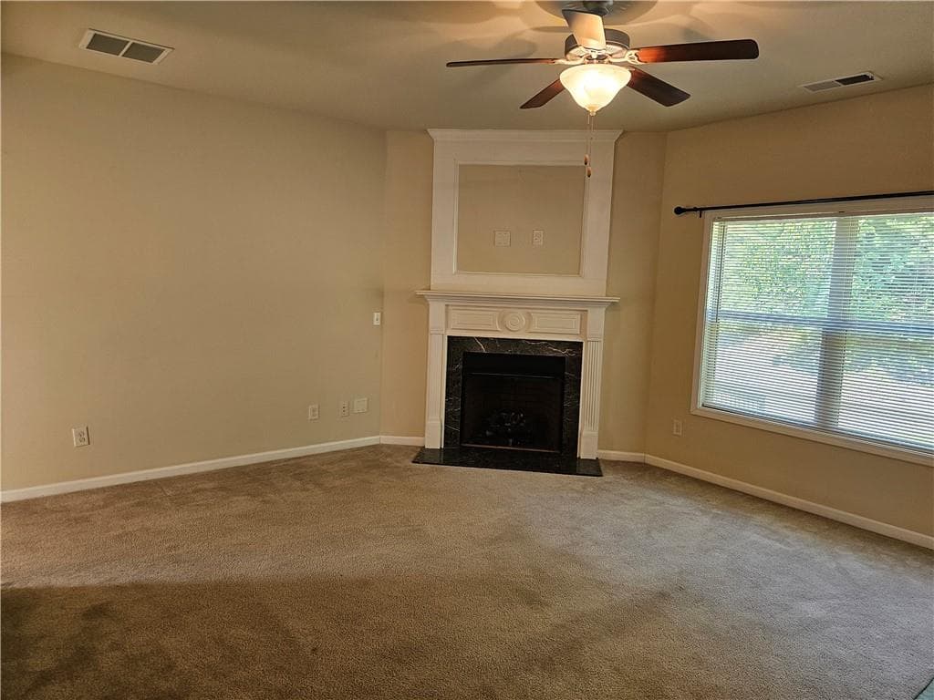 3 bedroom, 3 bathroom, 1,960 sq ft single family residence for rent at 5043 GLENCLIFF Drive, Sugar Hill, GA 30518 for $2,100 a month — photo 5