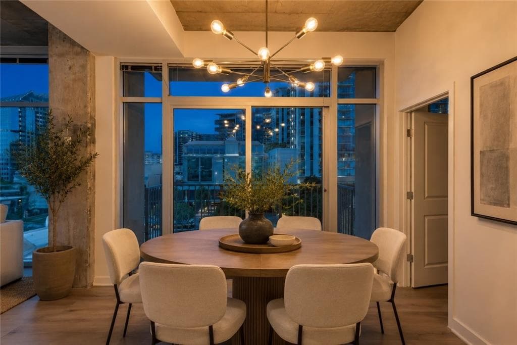2 bedroom, 2 bathroom, 1,060 sq ft condominium for sale at 250 Pharr Road 808, Atlanta, GA 30305 — photo 6