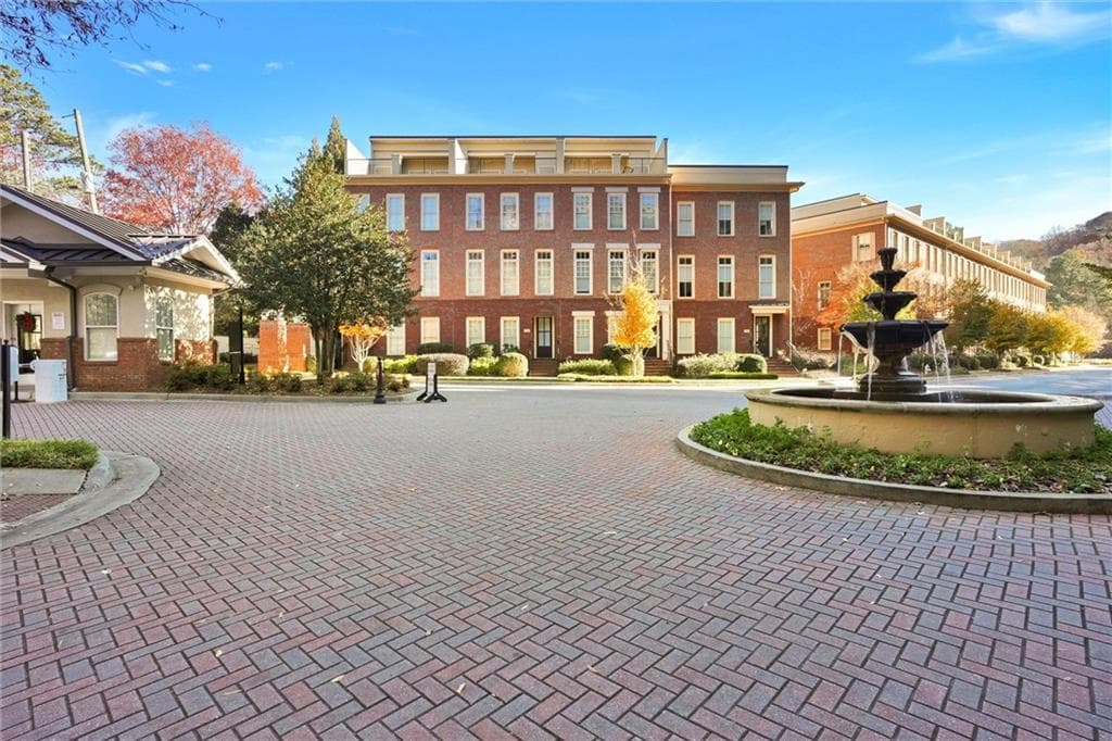 4 bedroom, 5 bathroom, 2,256 sq ft townhouse for rent at 902 River Vista Drive 94, Atlanta, GA 30339 for $4,500 a month — photo 5