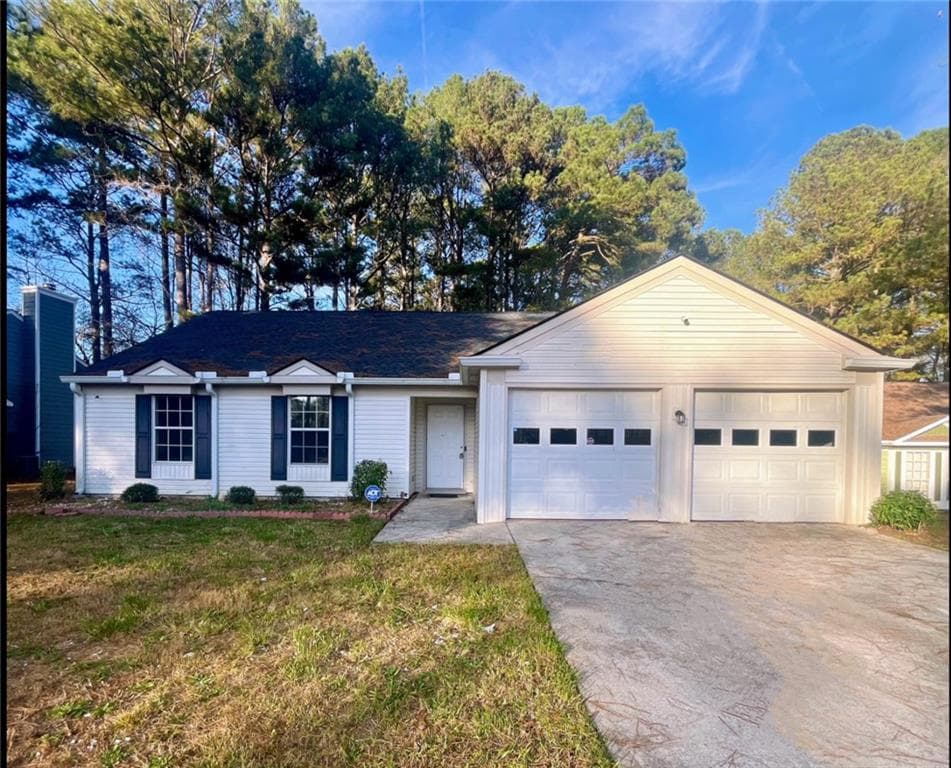 1350 Birdsong Lane, Hampton, GA 30228 — most recent listing photo