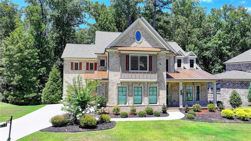 5 bedroom, 5 bathroom, 4,703 sq ft single family residence for sale at 925 Settles Creek Way, Suwanee, GA 30024 — photo 3