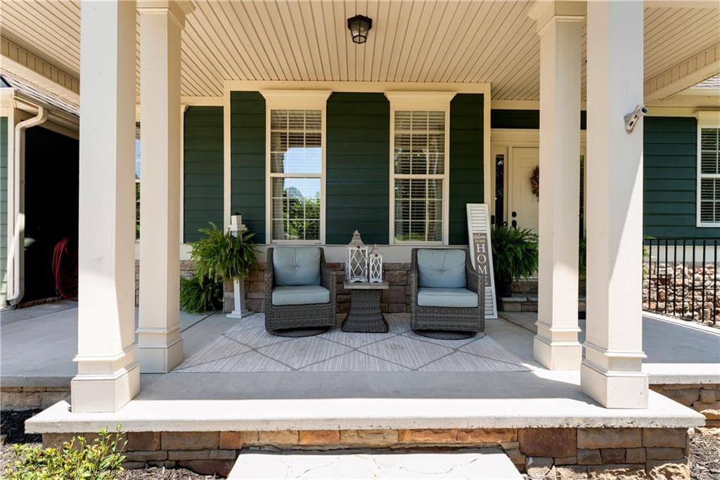 6 bedroom, 4 bathroom, 3,658 sq ft single family residence for sale at 130 Riverboat Drive, Adairsville, GA 30103 — photo 5