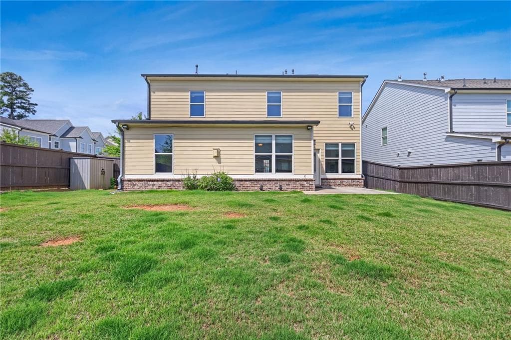 4 bedroom, 4 bathroom, 3,262 sq ft single family residence for sale at 1650 Albion Drive, Snellville, GA 30078 — photo 3