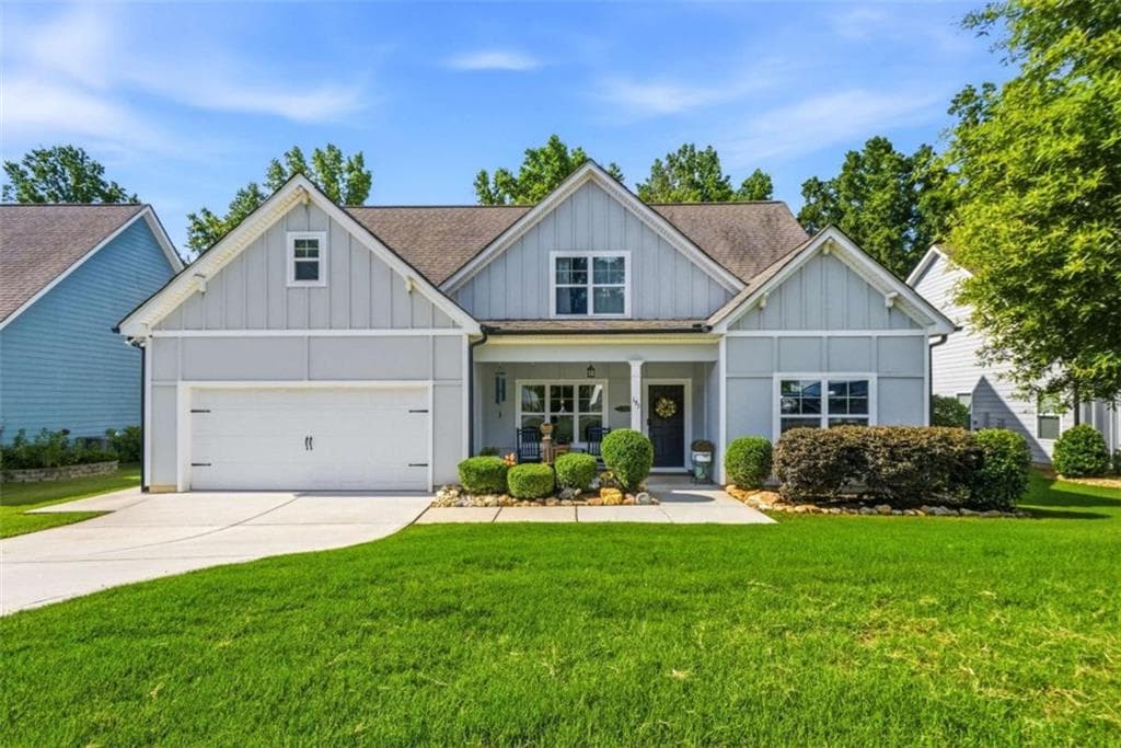 4 bedroom, 3 bathroom, 2,703 sq ft single family residence under contract at 195 Southridge, Senoia, GA 30276 — photo 3