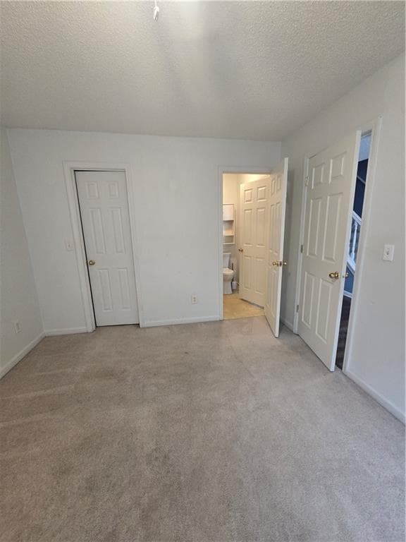4 bedroom, 3 bathroom, 1,693 sq ft townhouse for sale at 6109 Hickory Lane Drive, Union City, GA 30291 — photo 3