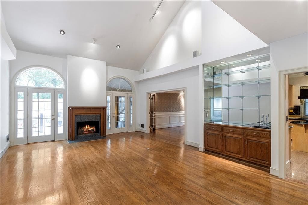 3 bedroom, 3 bathroom, 3,876 sq ft single family residence for sale at 451 Landover Drive, Decatur, GA 30030 — photo 6