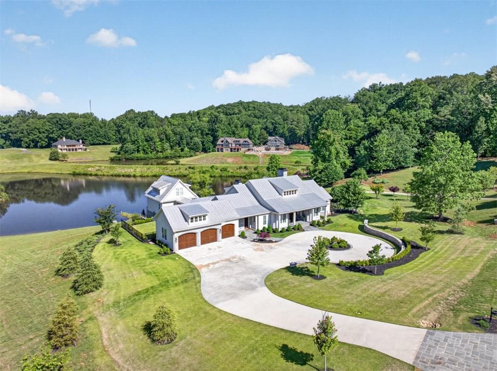 4 bedroom, 6 bathroom, 5,713 sq ft single family residence for sale at 536 Green Meadows, Dahlonega, GA 30533 — photo 4