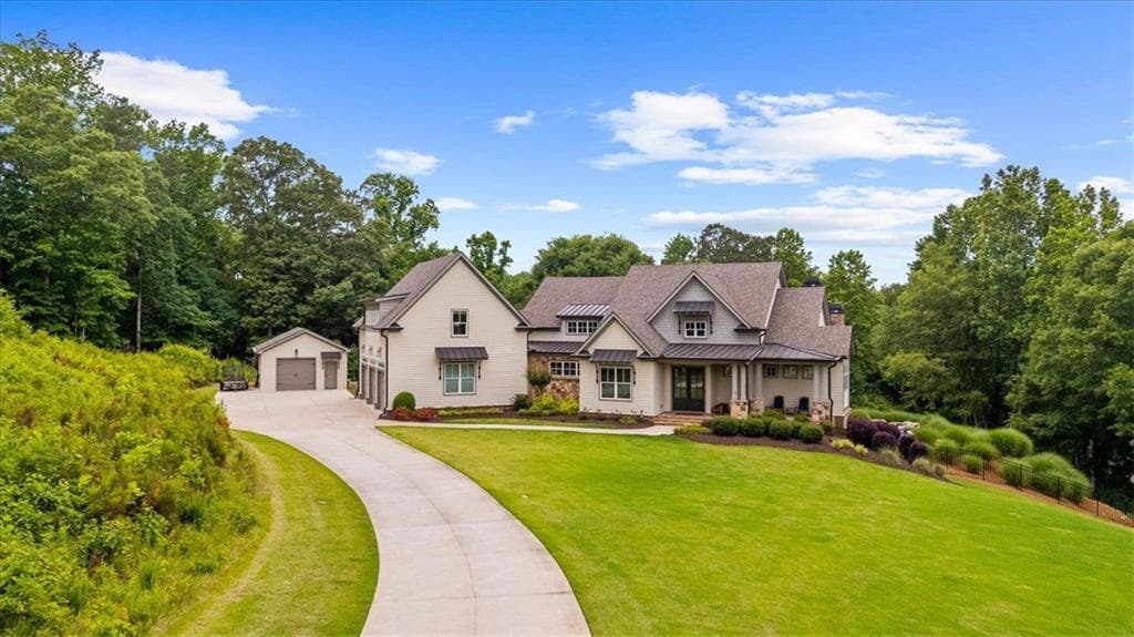 5 bedroom, 6 bathroom, 7,450 sq ft single family residence under contract at 2503 Sugar Pike Road, Canton, GA 30115 — photo 10