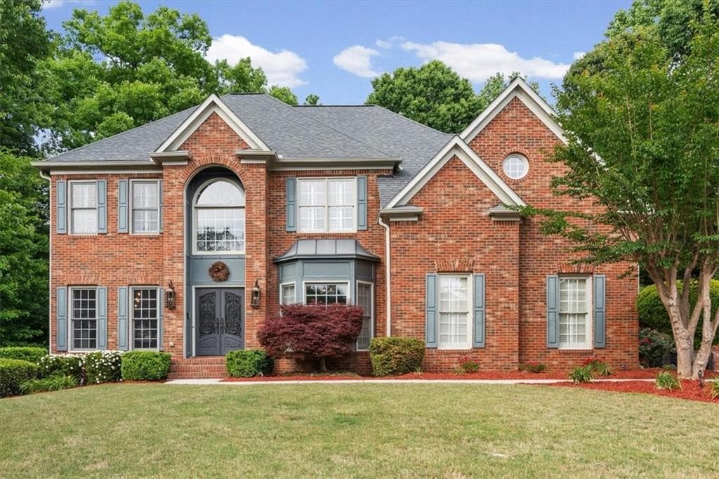 6 bedroom, 5 bathroom, 4,193 sq ft single family residence sold at 5250 Vinings Springs Court, Mableton, GA 30126