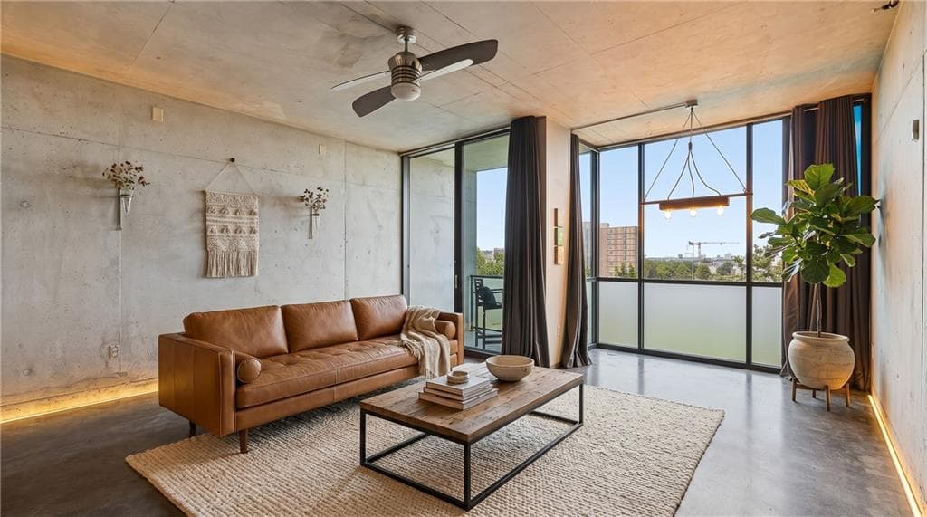 1 bedroom, 1 bathroom, 960 sq ft condominium for sale at 480 John Wesley Dobbs Avenue 708, Atlanta, GA 30312 — photo 3