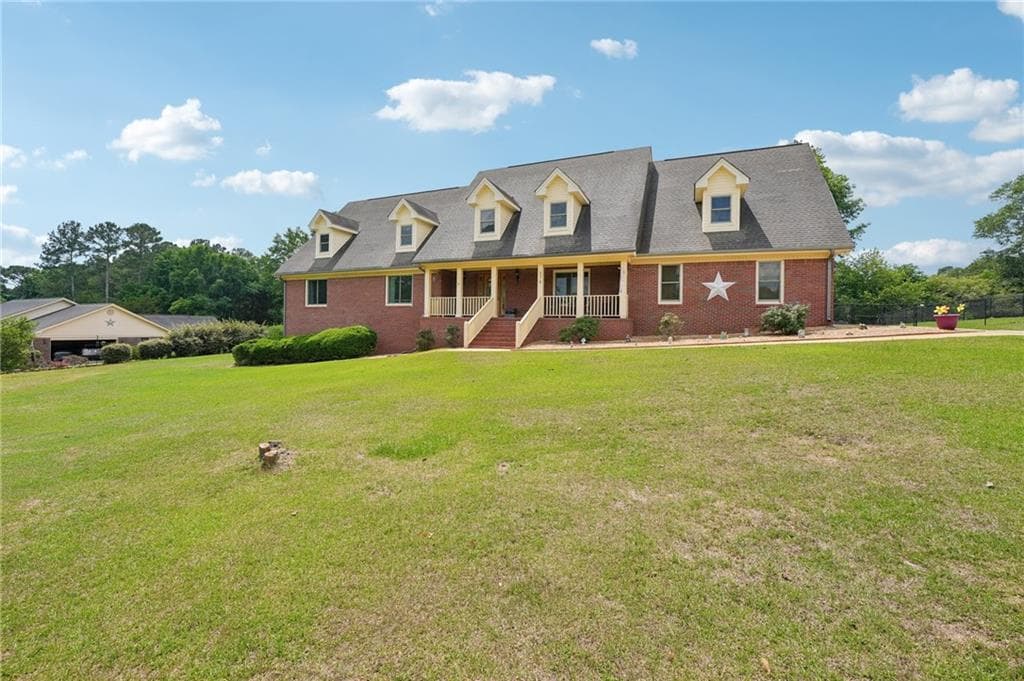 5 bedroom, 5 bathroom, 4,928 sq ft single family residence for sale at 378 Clyde Court, Mcdonough, GA 30252 — photo 4