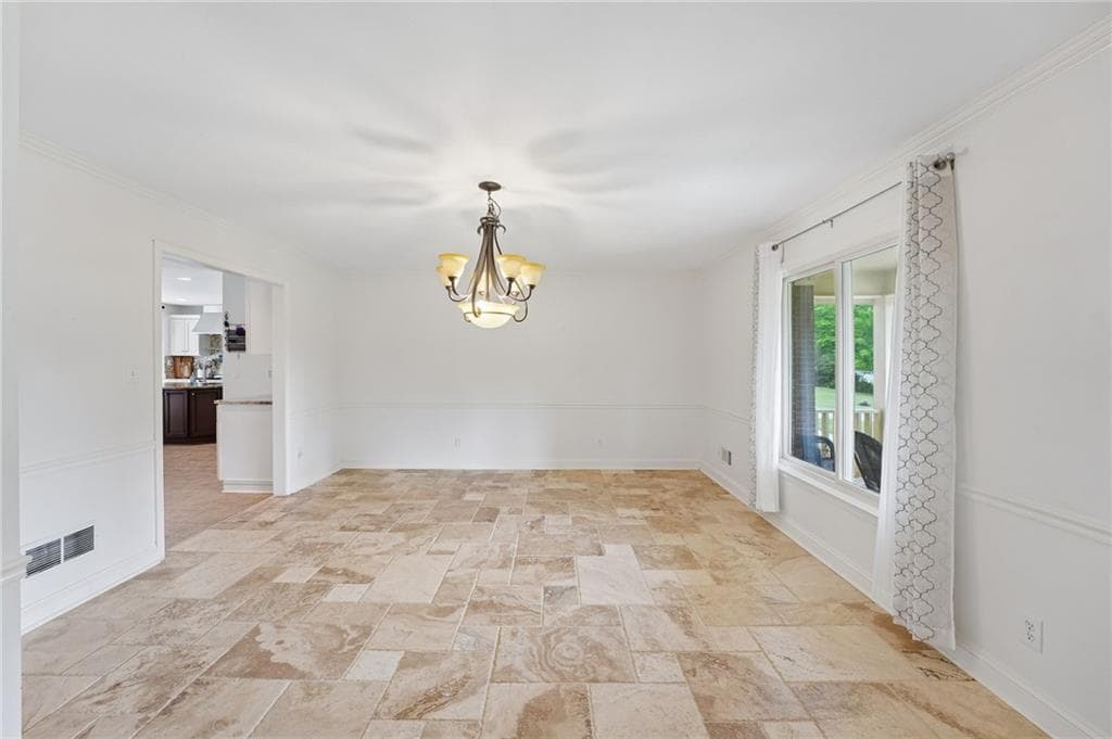 5 bedroom, 5 bathroom, 4,928 sq ft single family residence for sale at 378 Clyde Court, Mcdonough, GA 30252 — photo 9