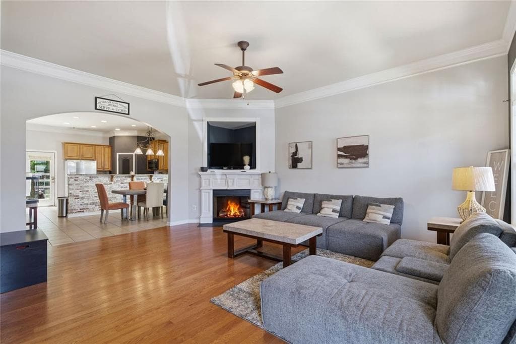 4 bedroom, 3 bathroom, 2,588 sq ft single family residence for sale at 636 Sunflower Drive, Canton, GA 30114 — photo 3
