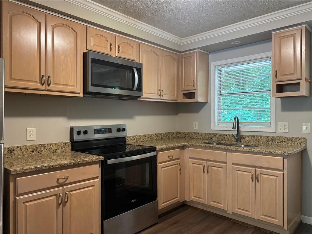duplex for sale at 152 Fields Landing Drive, Canton, GA 30114 — photo 9