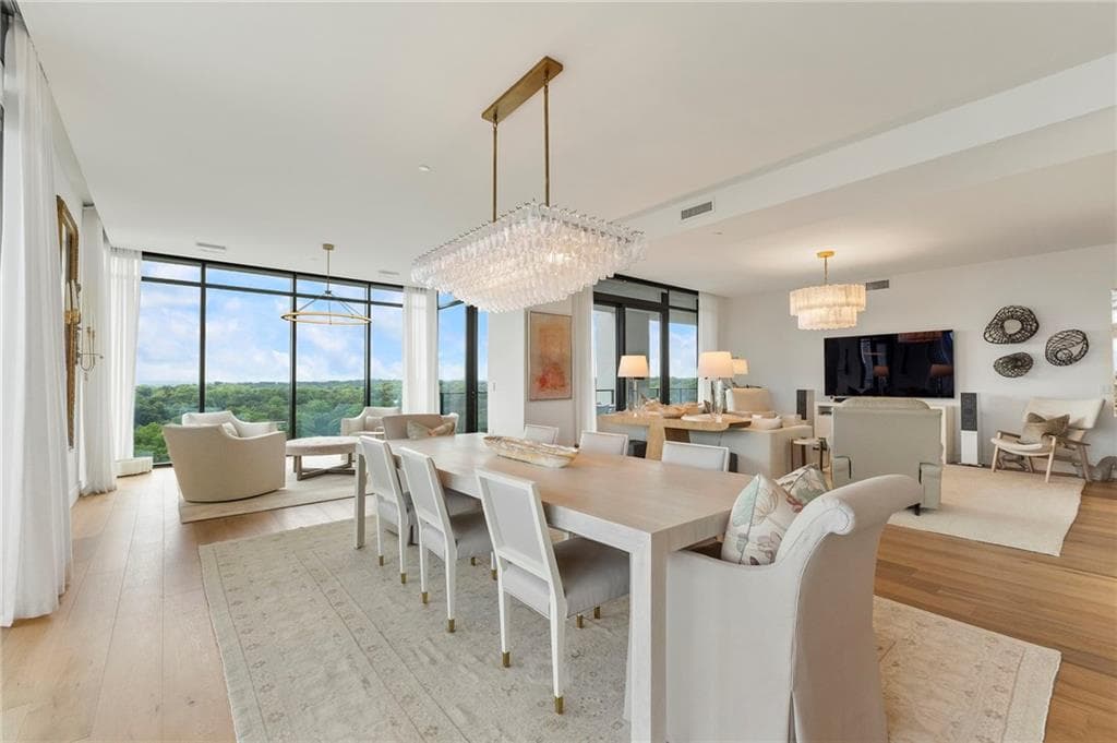 3 bedroom, 4 bathroom, 4,414 sq ft condominium under contract at 2520 Peachtree Road 1603, Atlanta, GA 30305 — photo 4