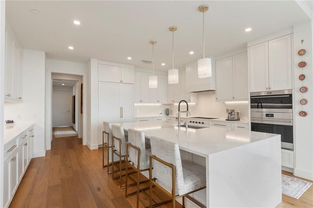 3 bedroom, 4 bathroom, 4,414 sq ft condominium under contract at 2520 Peachtree Road 1603, Atlanta, GA 30305 — photo 8