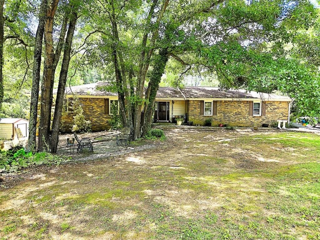 4 bedroom, 4 bathroom, 1,738 sq ft single family residence under contract at 11O HEARTHSTONE Drive, Stockbridge, GA 30281 — photo 2
