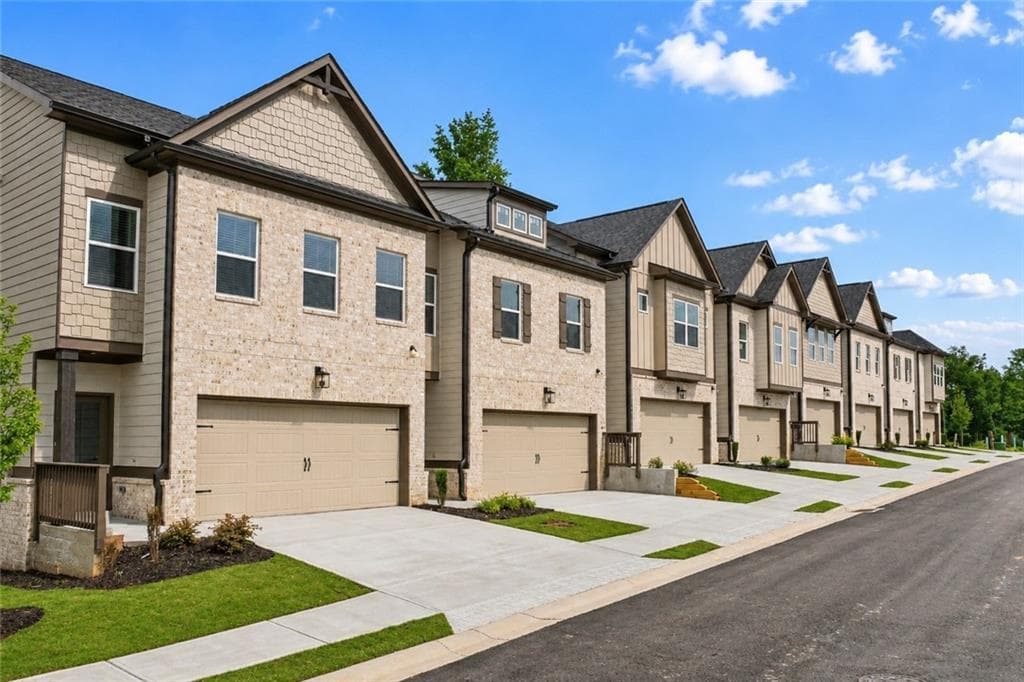 4322 Fern River Bend 68, Norcross, GA 30093 — most recent listing photo