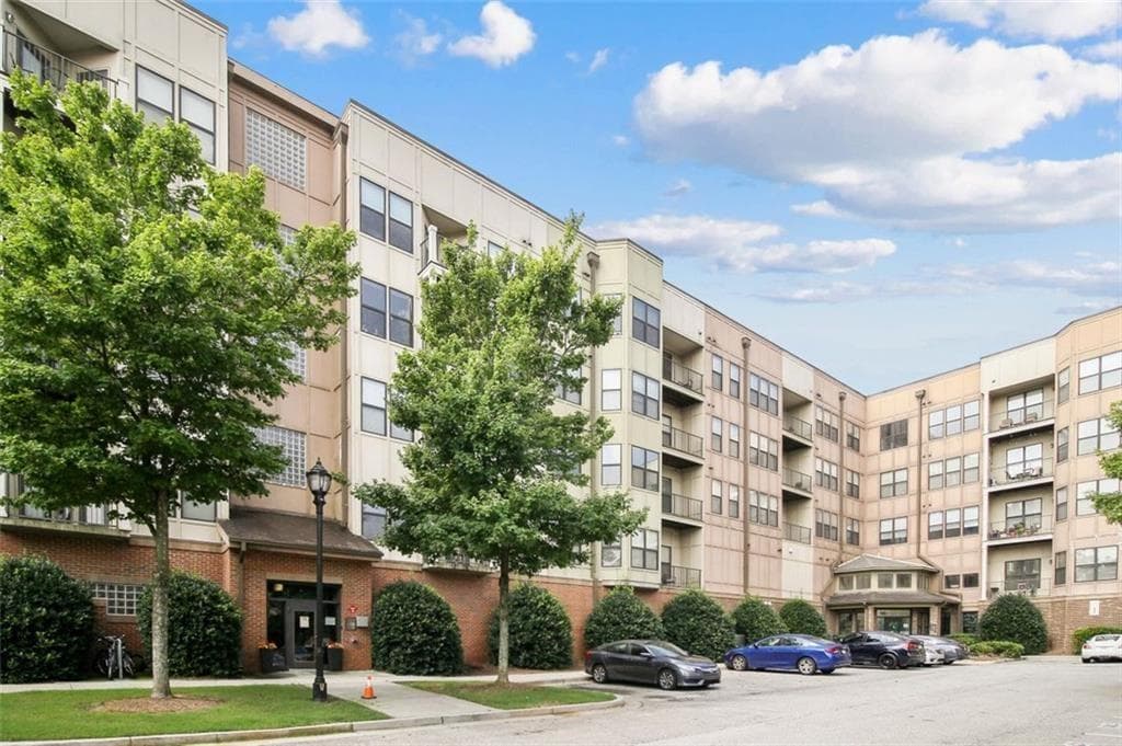 1 bedroom, 1 bathroom, 898 sq ft condominium for sale at 898 Oak Street 1211, Atlanta, GA 30310 — photo 5