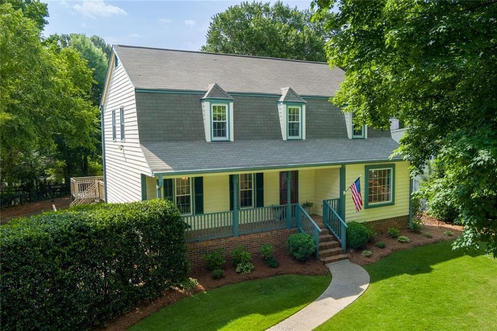 4 bedroom, 3 bathroom, 2,199 sq ft single family residence sold at 3444 Liberty Lane, Marietta, GA 30062