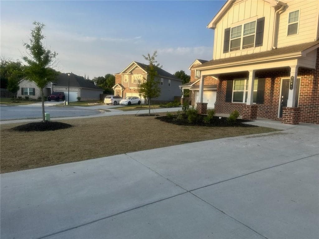 4 bedroom, 3 bathroom, 2,542 sq ft single family residence for rent at 3681 Cattle Field Crossing, Loganville, GA 30052 for $2,500 a month — photo 2
