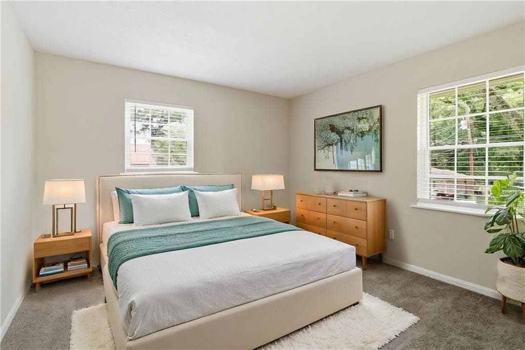 3 bedroom, 2 bathroom, 1,342 sq ft single family residence under contract at 2017 Lindsey Lane, Decatur, GA 30035 — photo 4