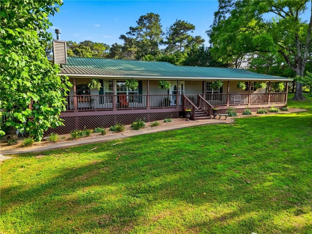 3 bedroom, 2 bathroom, 2,179 sq ft single family residence for sale at 10797 Hwy 53 W, Talking Rock, GA 30175 — photo 4