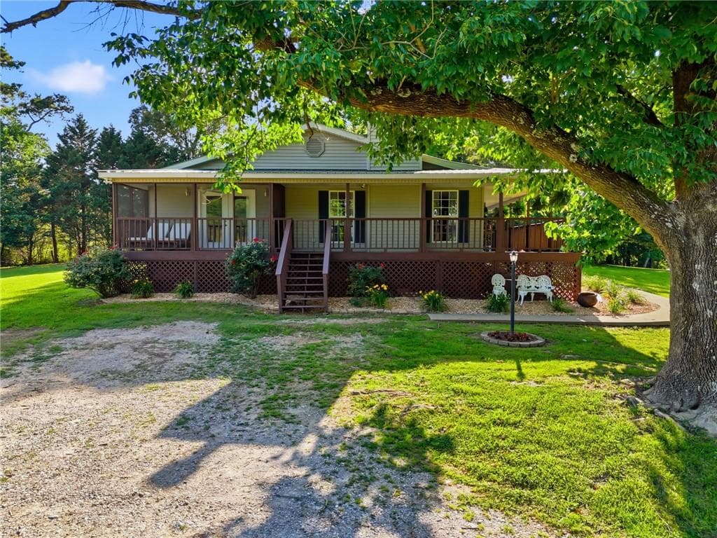 3 bedroom, 2 bathroom, 2,179 sq ft single family residence for sale at 10797 Hwy 53 W, Talking Rock, GA 30175 — photo 2