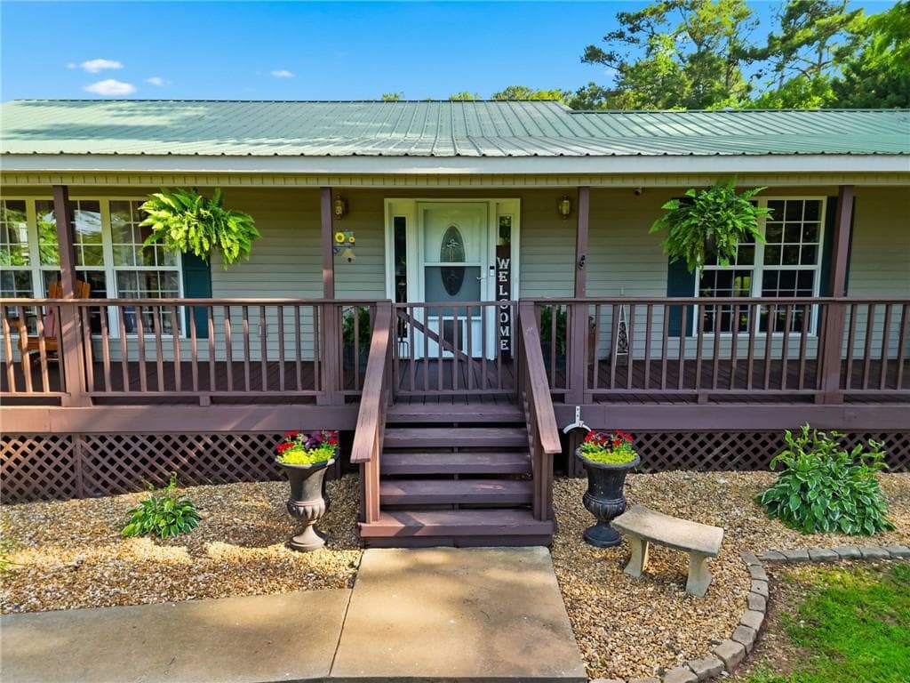 3 bedroom, 2 bathroom, 2,179 sq ft single family residence for sale at 10797 Hwy 53 W, Talking Rock, GA 30175 — photo 5