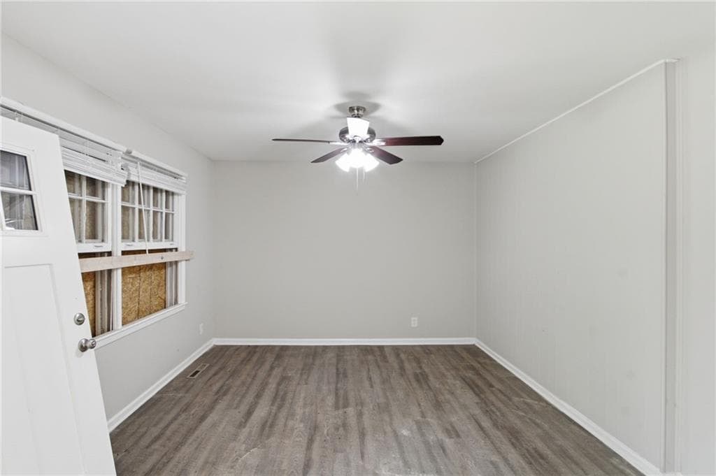 4 bedroom, 2 bathroom, 1,750 sq ft single family residence for sale at 4326 Aldergate Drive, Decatur, GA 30035 — photo 8