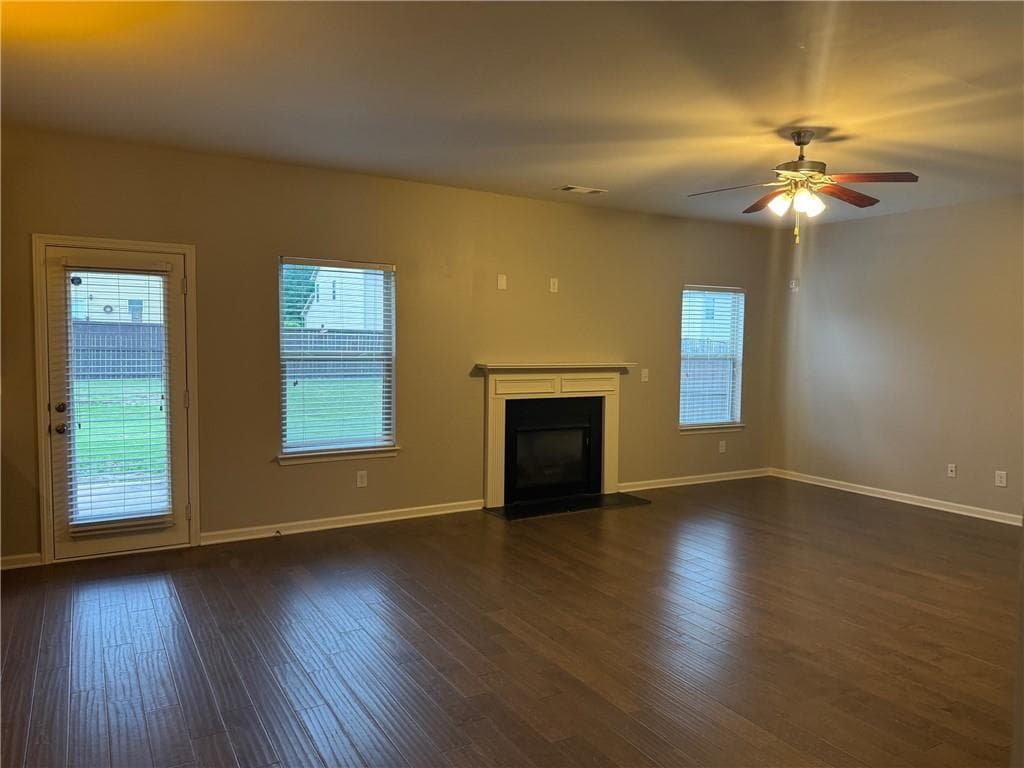4 bedroom, 3 bathroom, 2,921 sq ft single family residence under contract at 717 Melanie Jean Drive, Mcdonough, GA 30252 — photo 6