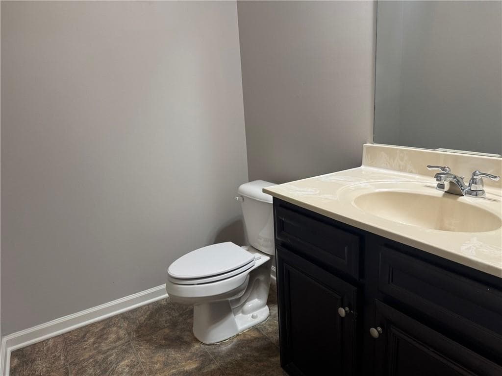 4 bedroom, 3 bathroom, 2,921 sq ft single family residence under contract at 717 Melanie Jean Drive, Mcdonough, GA 30252 — photo 8