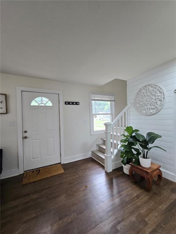 4 bedroom, 3 bathroom, 1,671 sq ft single family residence for sale at 2013 Marco Drive, Decatur, GA 30032 — photo 2